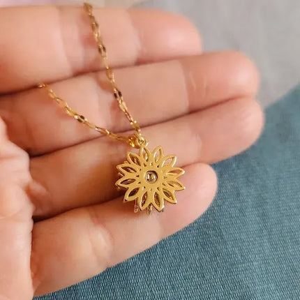 Golden Bloom Necklace™